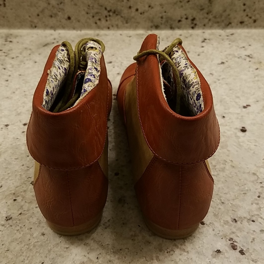 Booties - Picture 4 of 6